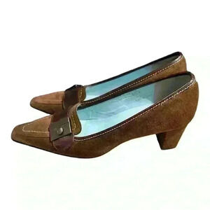 Coach Hailey Low Heel Brown Suede, size 5.5
